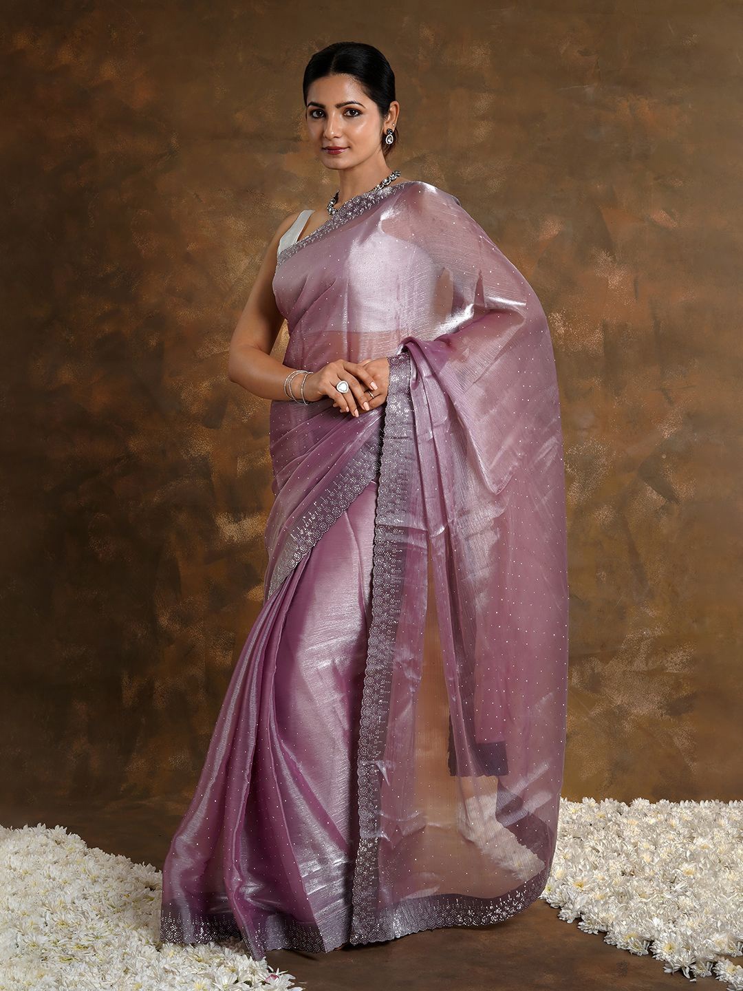 

TEEJH Embellished Beads and Stones Solid Saree, Pink