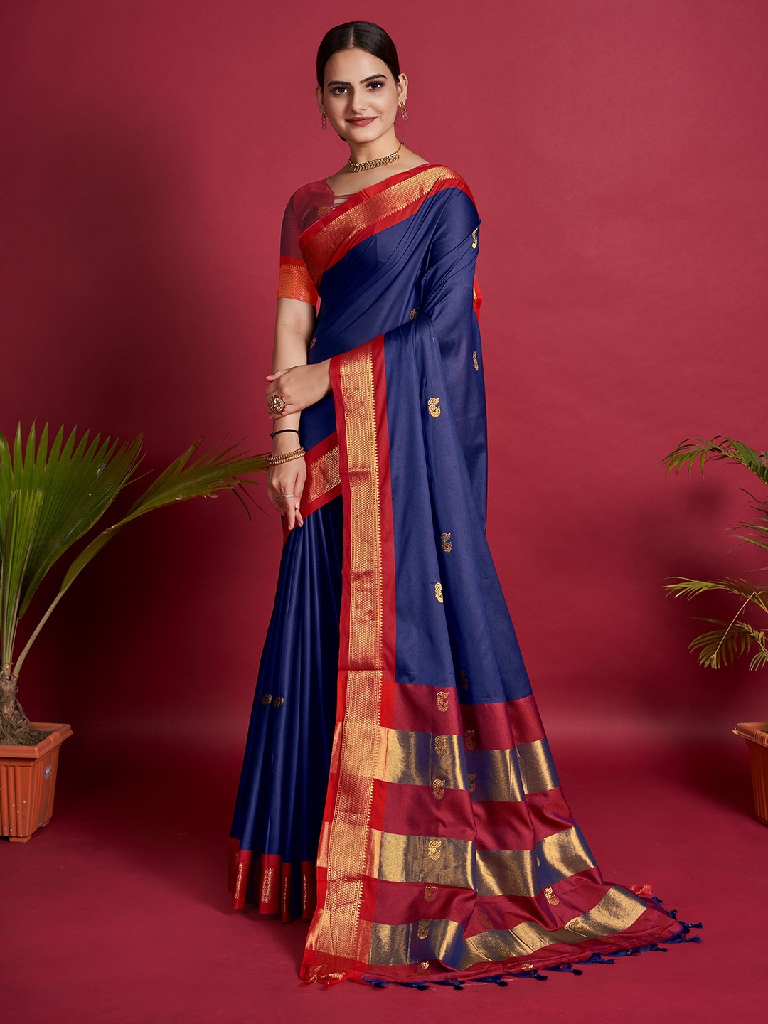 

Upalksh Ethnic Motif Zari Woven Saree, Navy blue