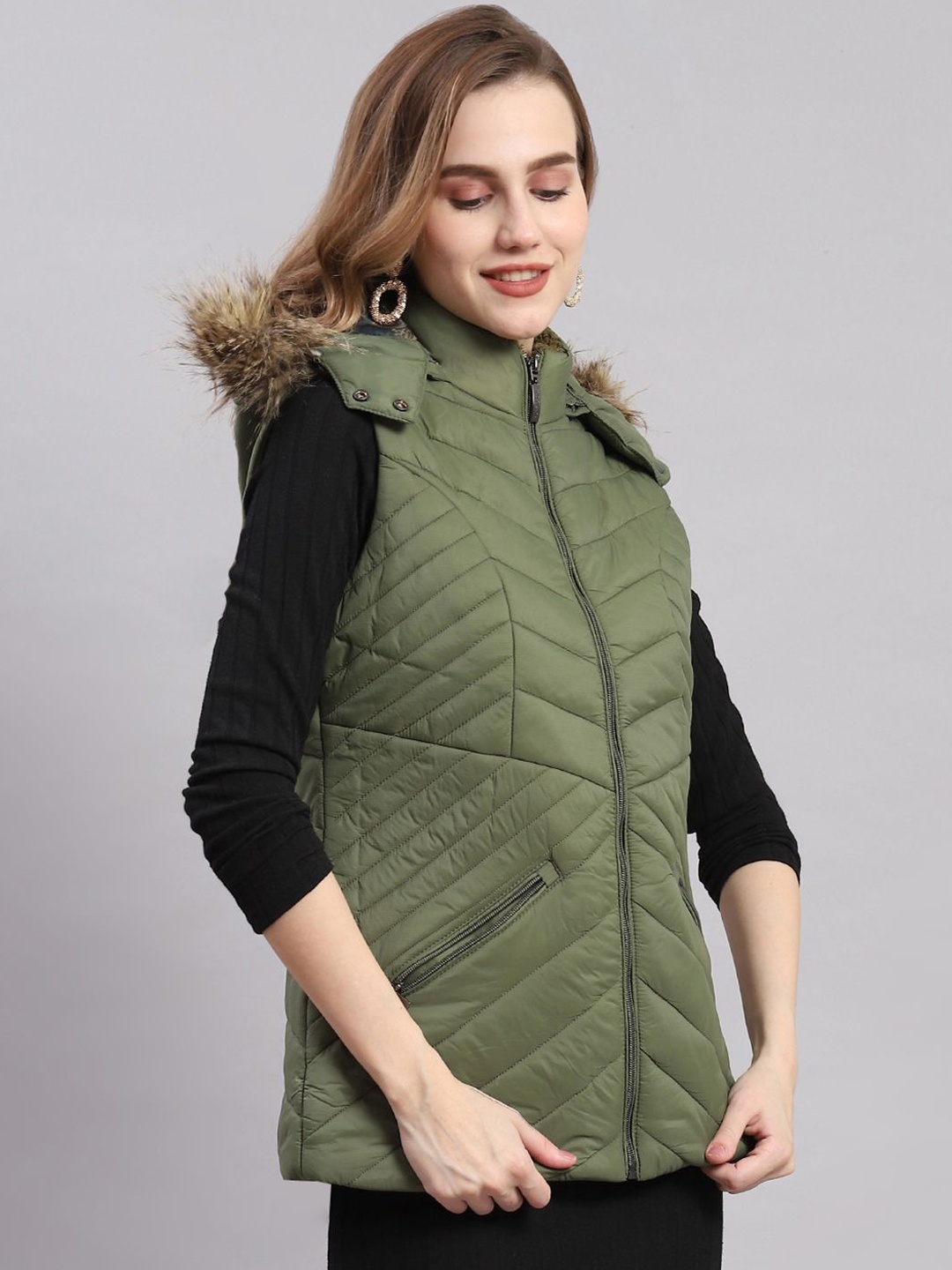 

Monte Carlo Women Colourblocked Longline Puffer Jacket, Olive