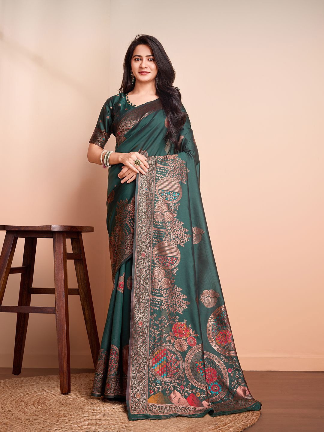 

RICH & ROMAN Ethnic Motif Zari Woven Pure Silk Saree, Green