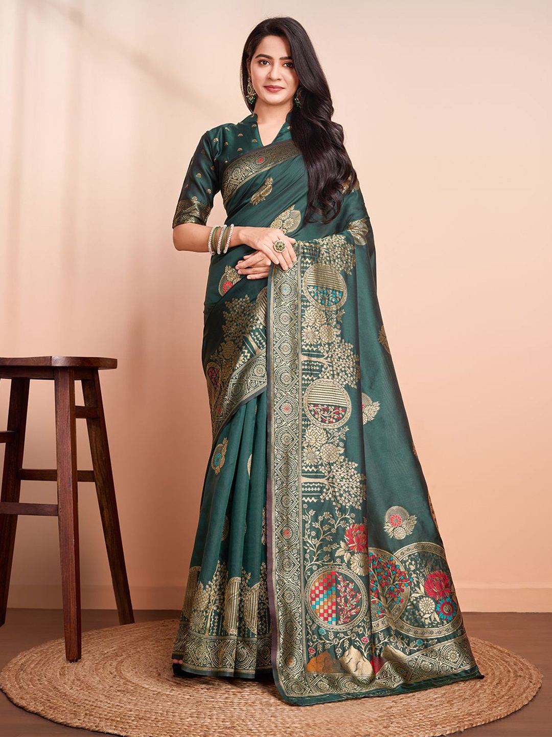 

RICH & ROMAN Ethnic Motifs Woven Design Zari Pure Silk Banarasi Saree, Green