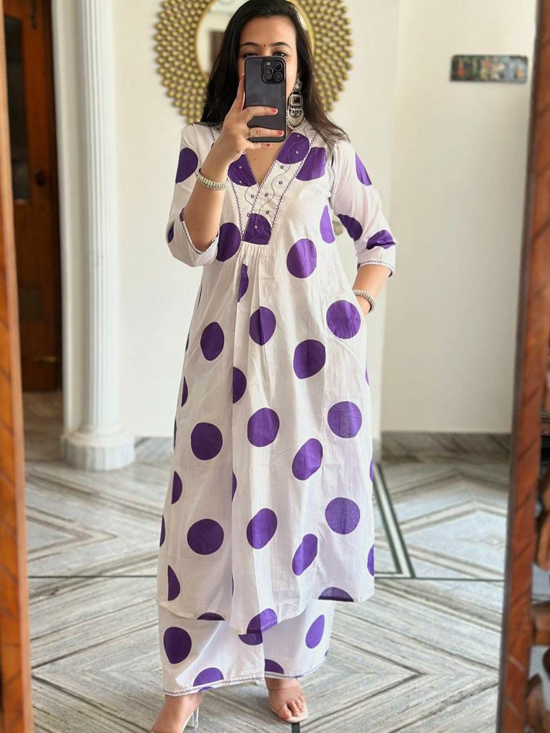 

KALINI Printed Regular Pure Cotton Kurta with Palazzos, Purple
