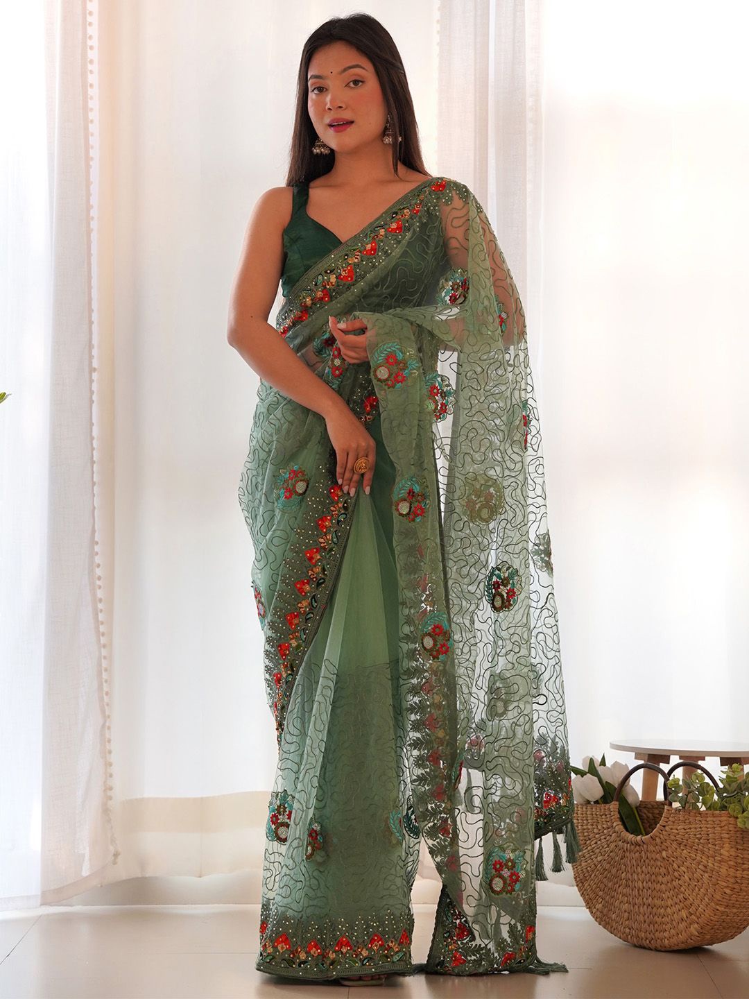 

Saree mall Floral Beads and Stones Net Sarees, Green