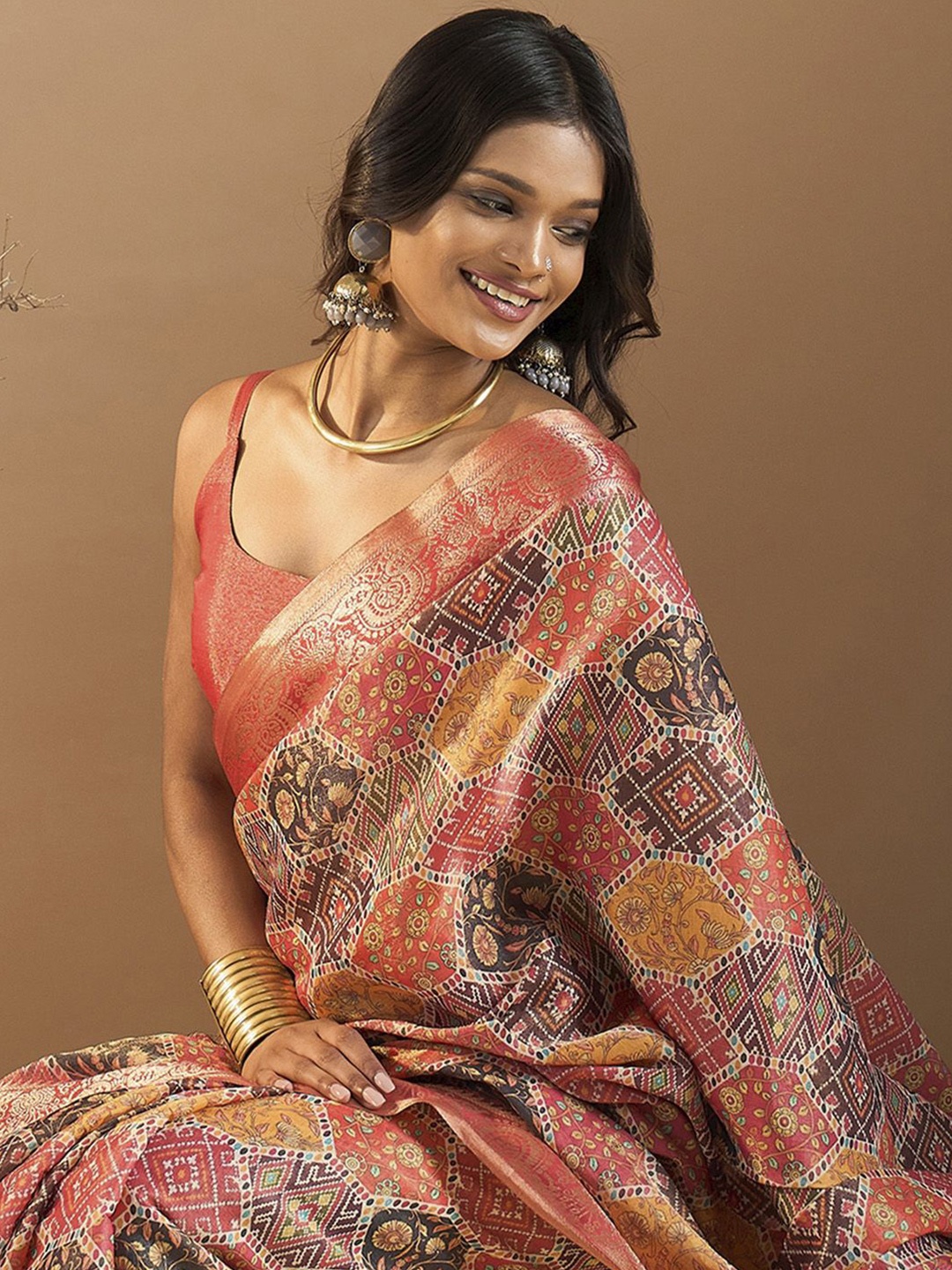 

Saree mall Ethnic Motifs Zari Sungudi Sarees, Pink