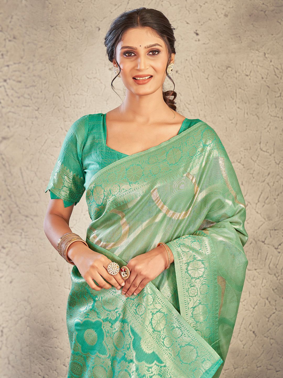 

Mitera Ethnic Motifs Zari Banarasi Saree, Sea green