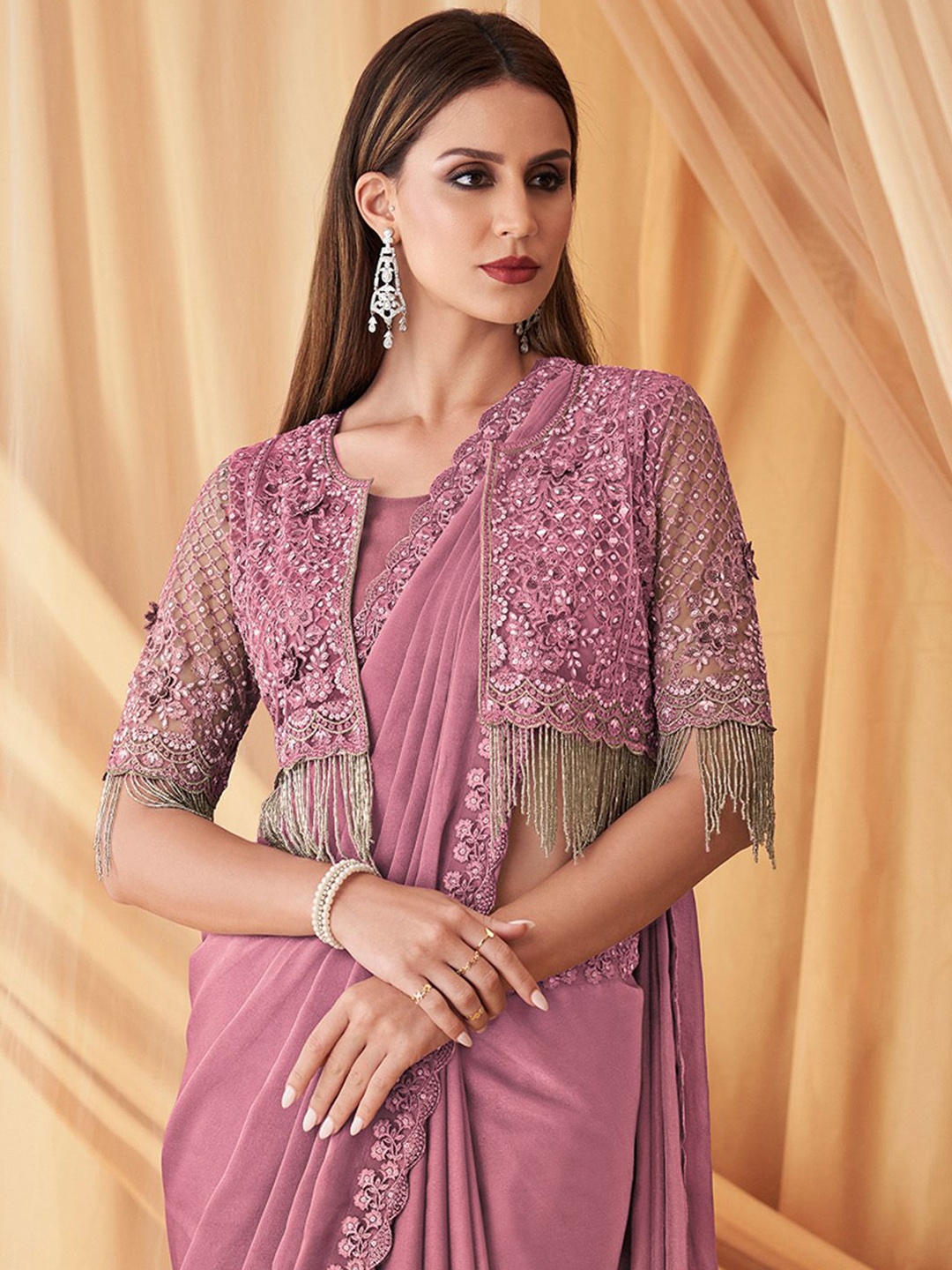 

Mitera Embellished Sequinned Poly Georgette Saree, Mauve