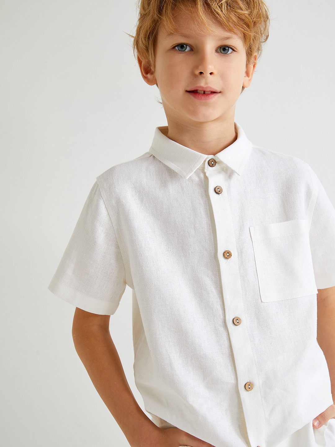 

Koton Boys Solid Short Sleeves Spread Collar Linen Casual Shirt, White