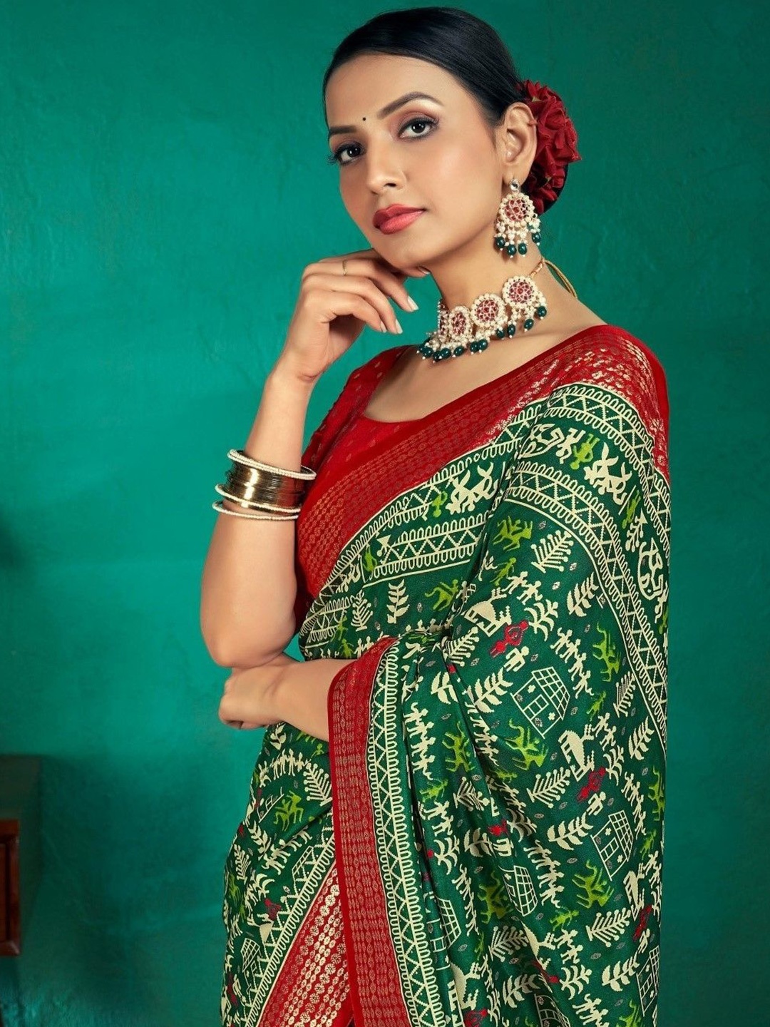 

AVANSHEE Ethnic Motifs Zari Sambalpuri Saree, Green
