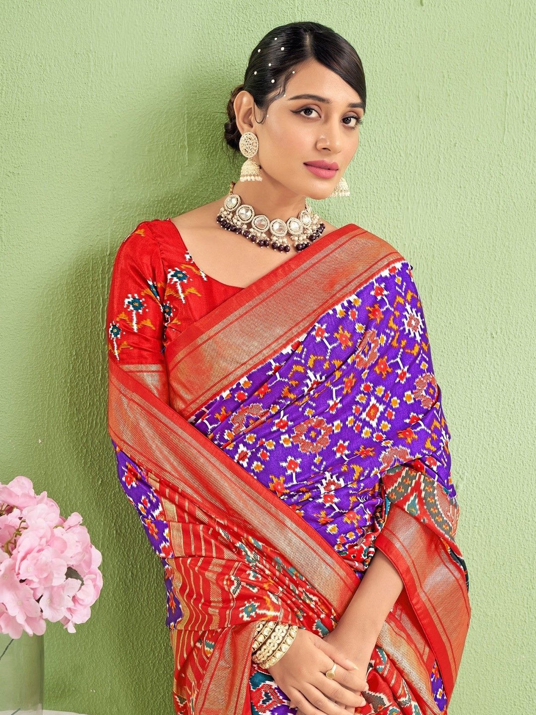 

AVANSHEE Ethnic Motifs Zari Sambalpuri Saree, Purple