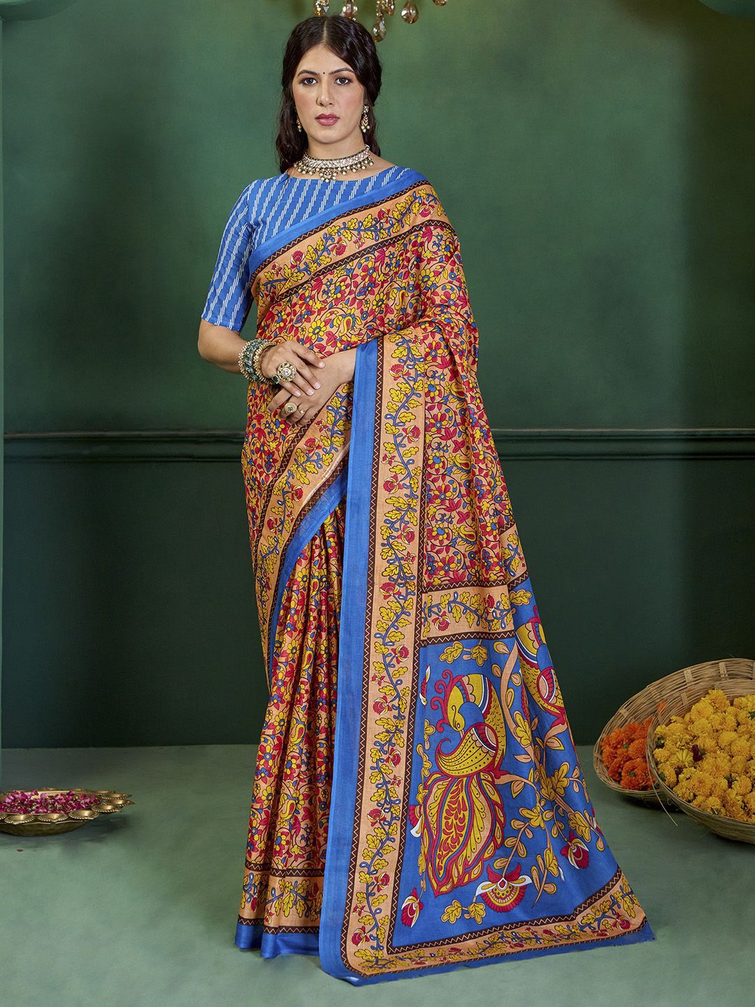 

KALINI Ethnic Motifs Printed Bagru Saree, Cream