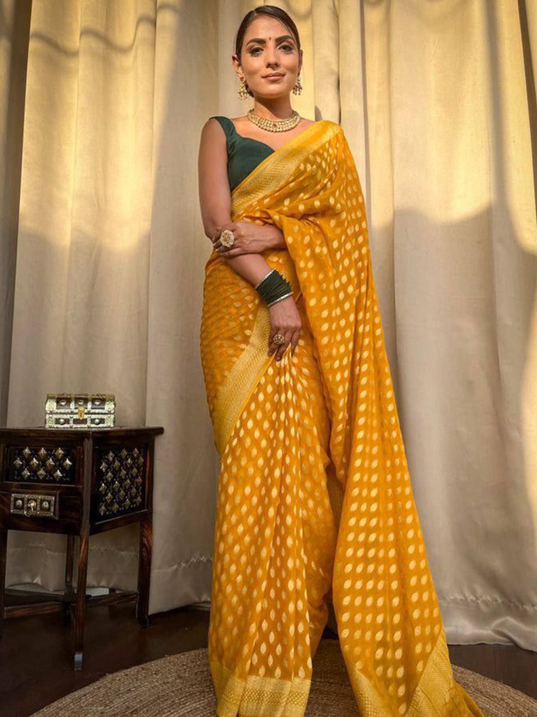 

Upalksh Woven Design Zari Kanjeevaram Saree, Yellow