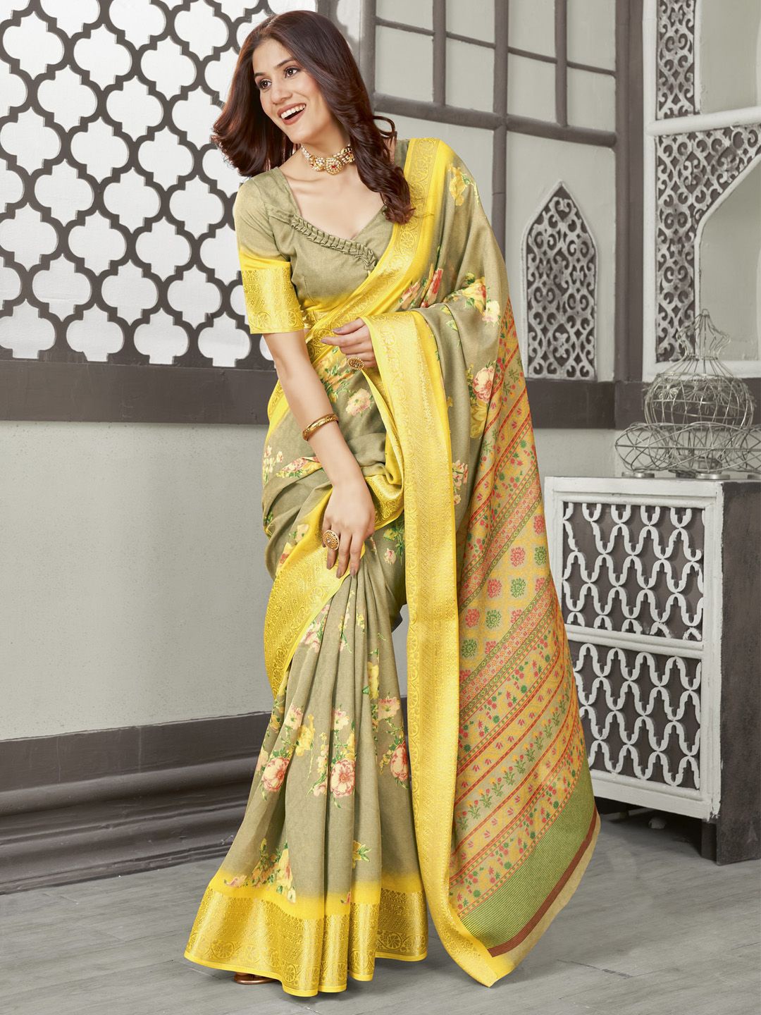 

Anouk Ethnic Motifs Printed Zari Sungudi Saree, Grey