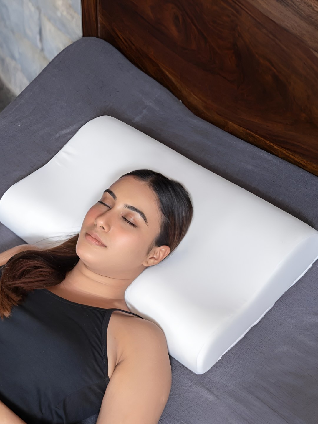 

CASA-NEST White Memory Foam Filled Polycotton Ultra Soft Sleep Pillow