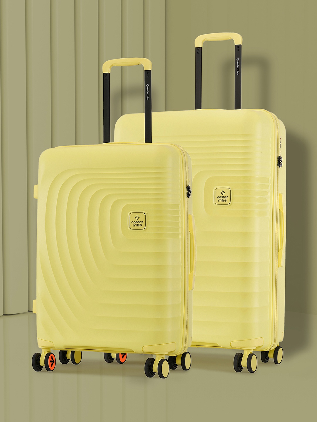 

Nasher Miles Boston Polypropylene Medium-Large Yellow Trolley Bags (65-75 cm)