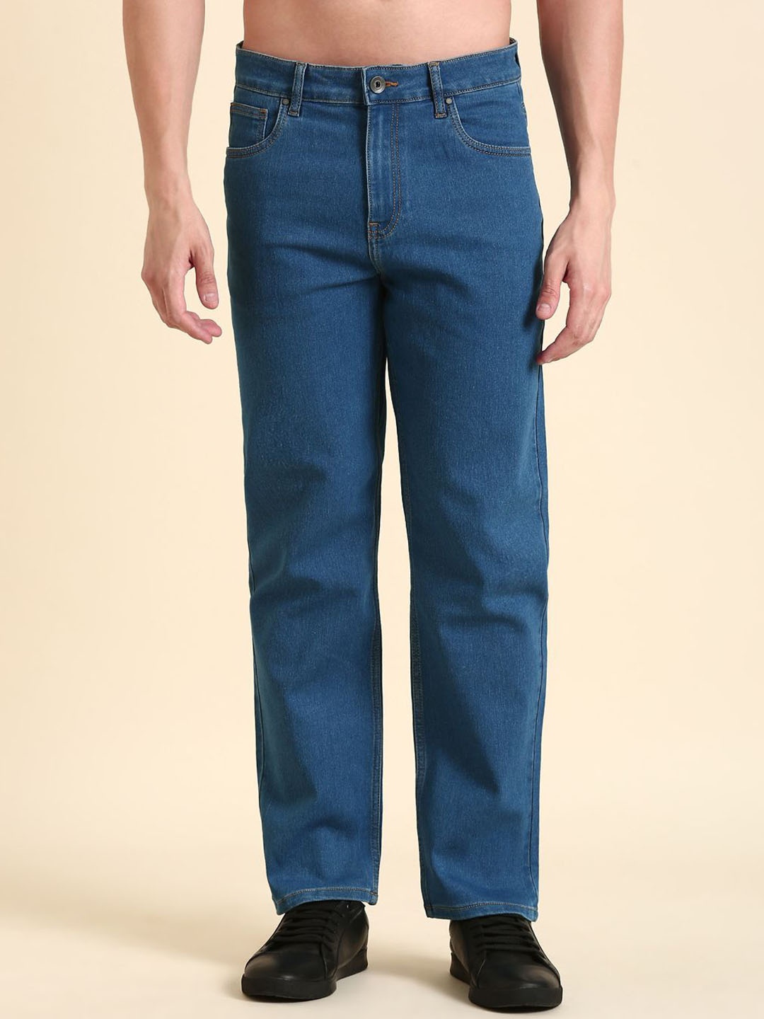 

The Roadster Lifestyle Co. Men Mid-Rise Straight Fit Stretchable Jeans, Blue
