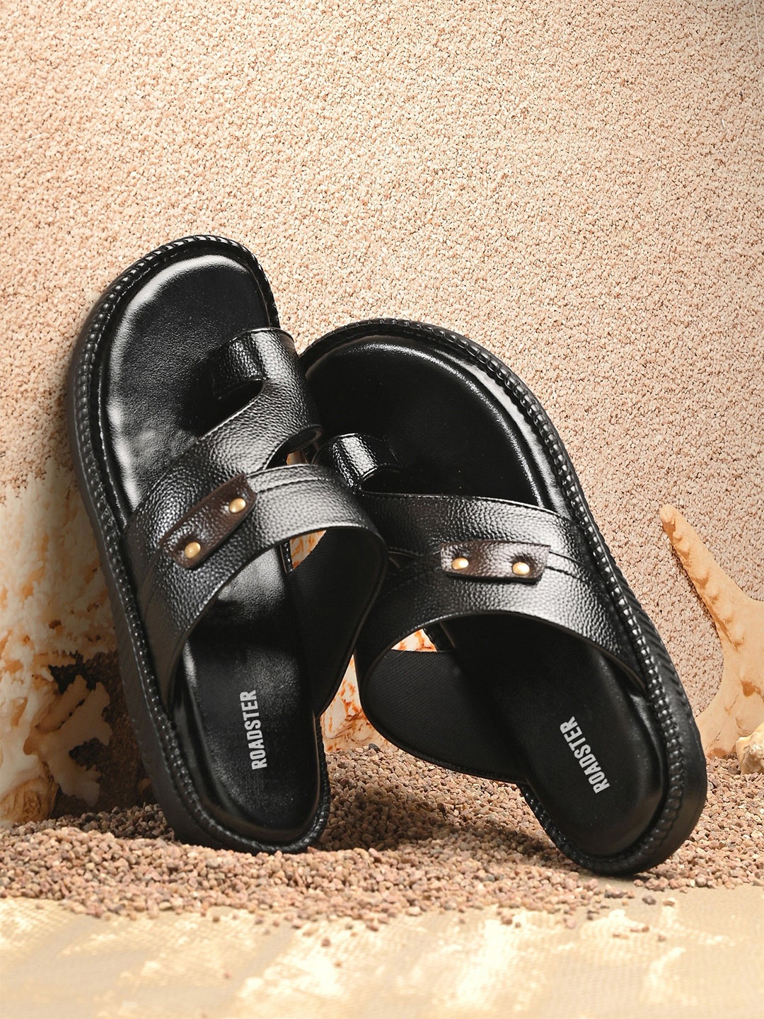 

The Roadster Lifestyle Co. Men Black Comfort Sandals