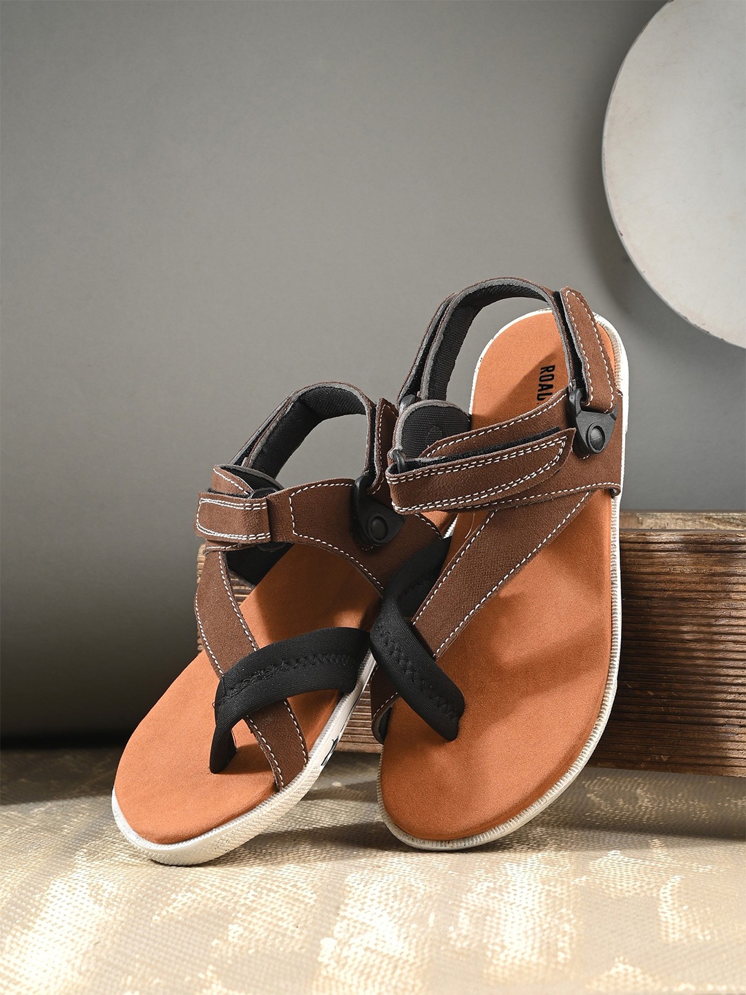 

The Roadster Lifestyle. Co Brown Lightweight Comfort Sandals