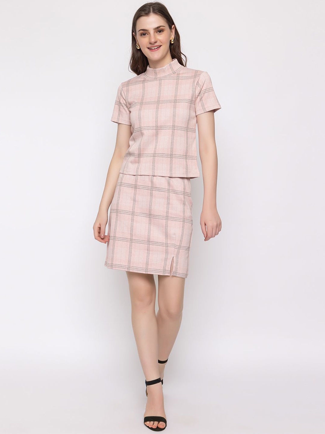 

HANG N HOLD Checked High Neck Top With Skirt, Pink