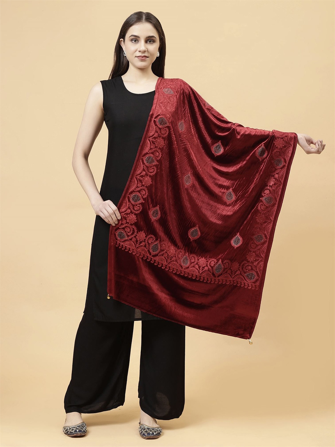 

Moda Chales Women Embroidered Stole, Maroon