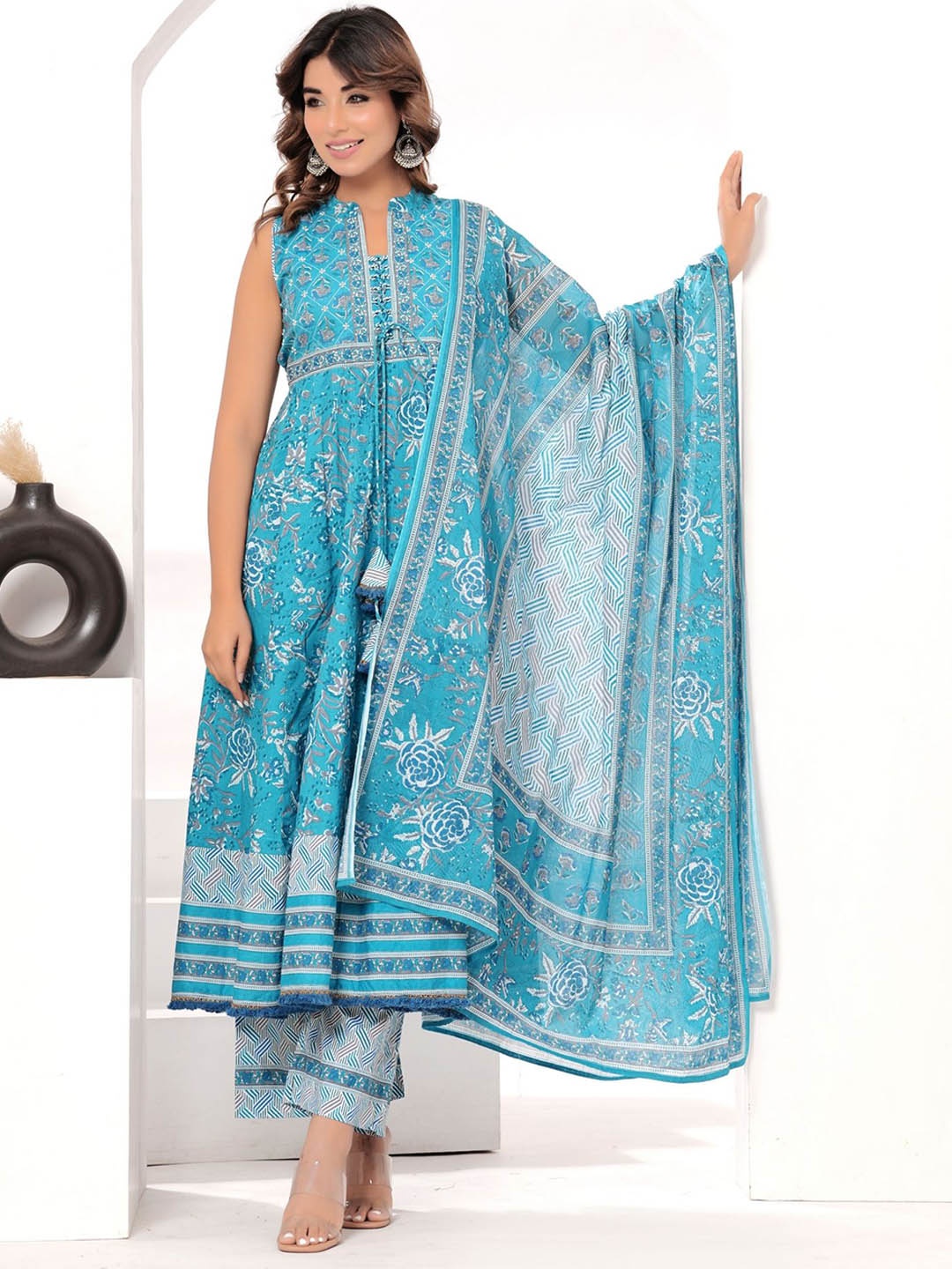 

KALINI Floral Printed Pleated Pure Cotton Kurta with Palazzos & With Dupatta, Navy blue