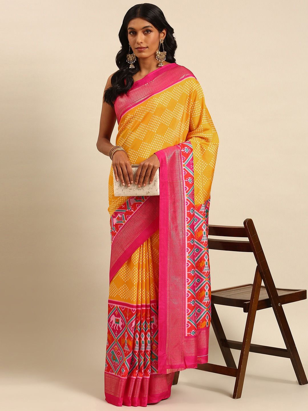 

AVANSHEE Ethnic Motifs Zari Sambalpuri Saree, Mustard
