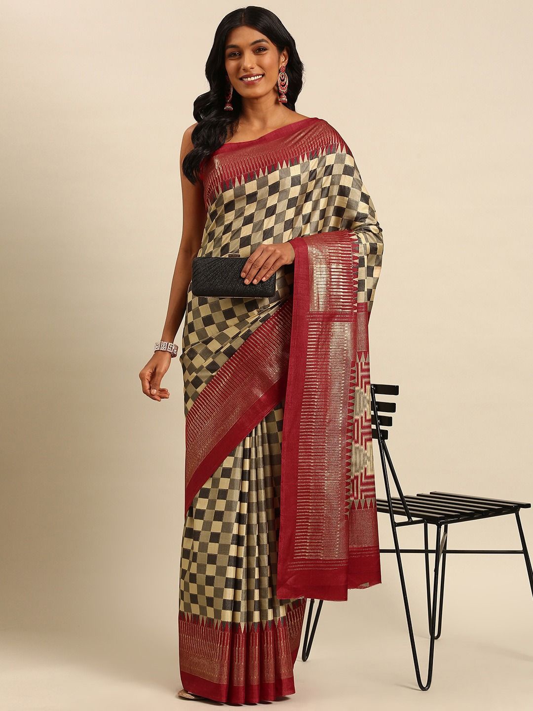 

AVANSHEE Checked Zari Sambalpuri Saree, Beige