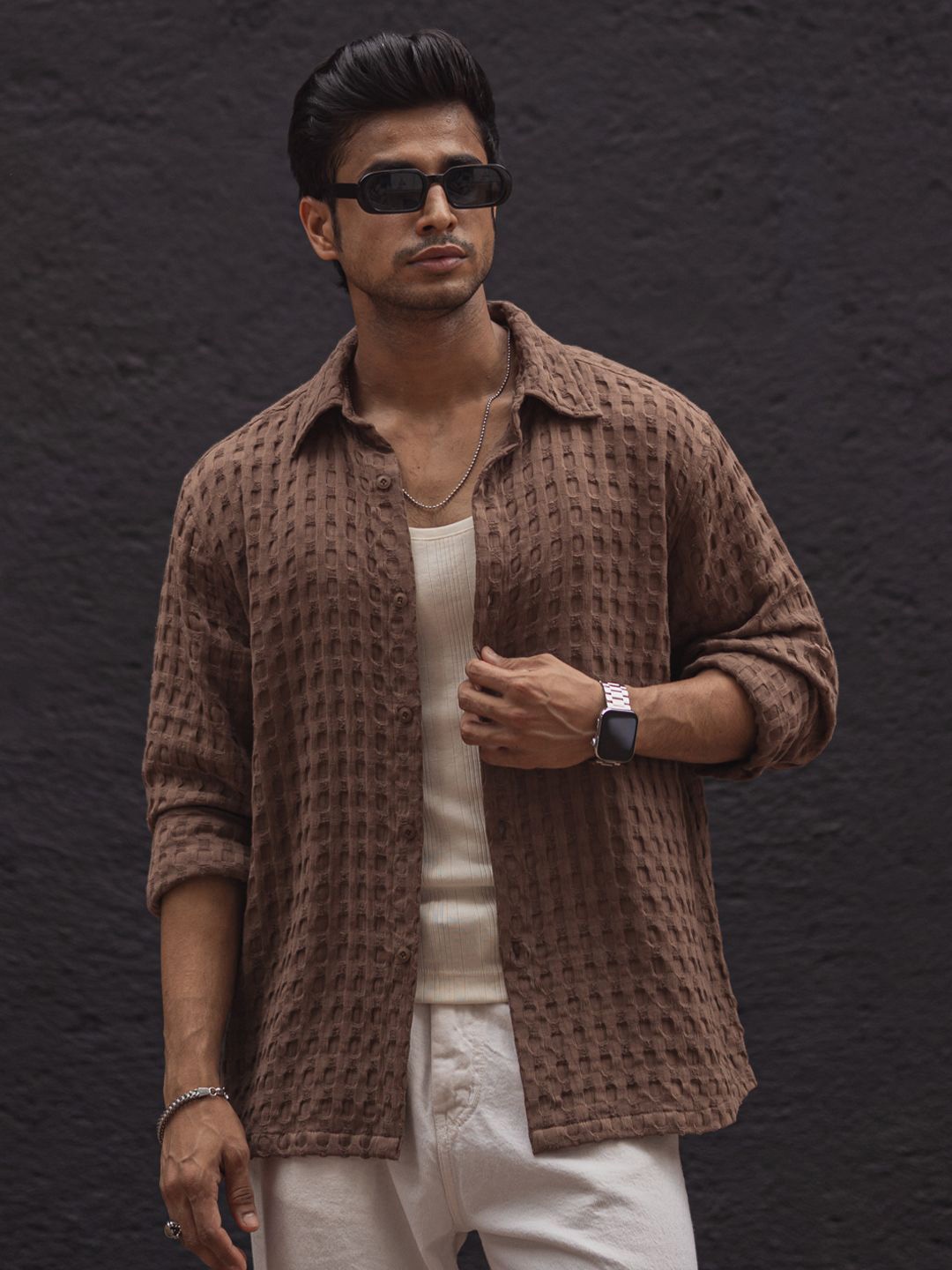 

Powerlook Men Popcorn Texture Spread Collar Casual Shirt, Brown