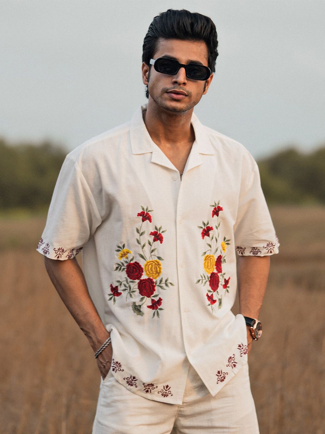 

Powerlook Men Floral Opaque Printed Casual Shirt, White