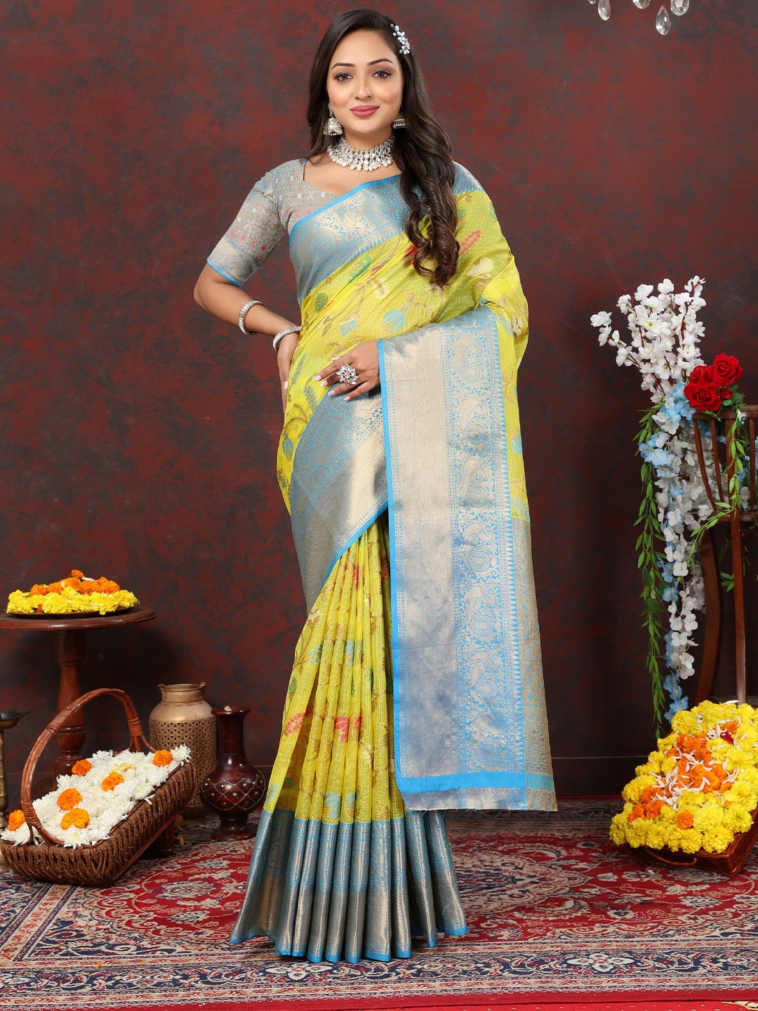 

Munir Woven Design Zari Banarasi Saree, Yellow