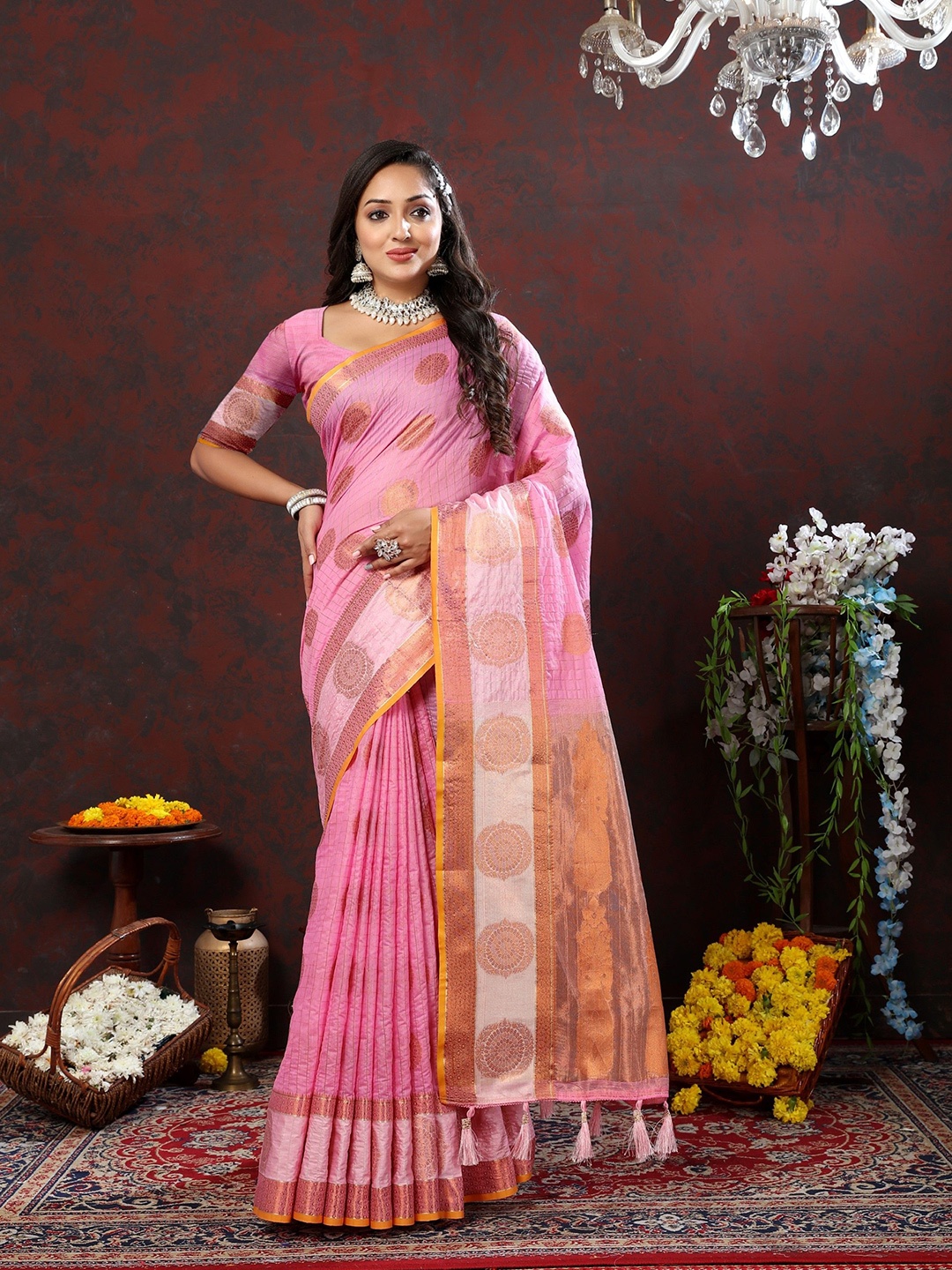 

Munir Ethnic Motifs Zari Banarasi Saree, Pink