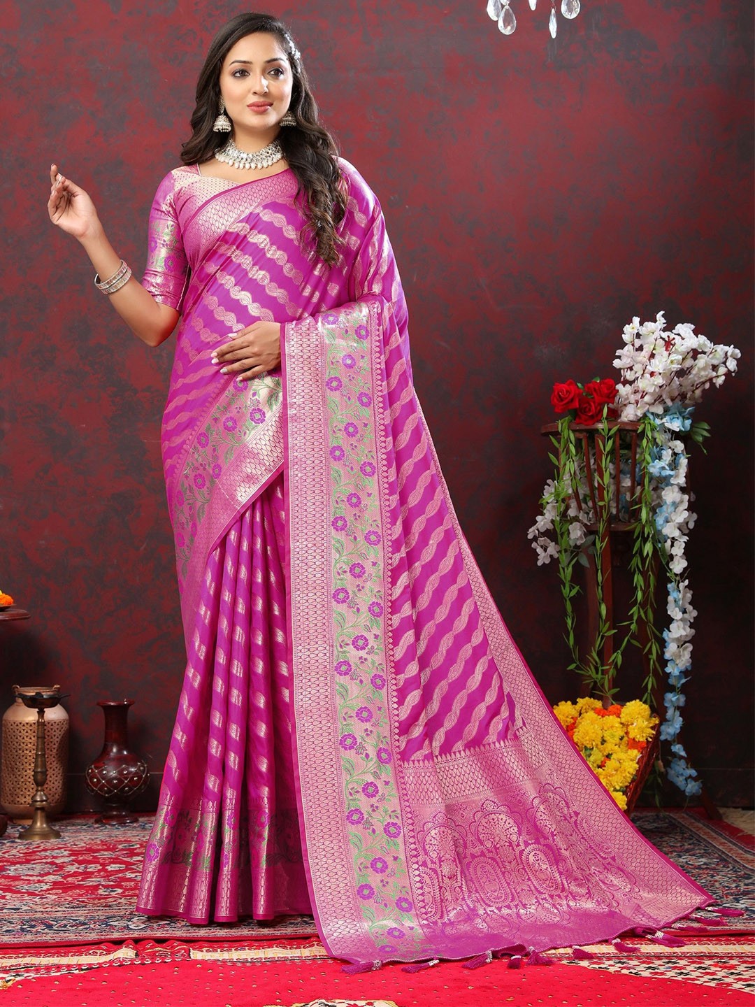 

Munir Woven Design Zari Banarasi Saree, Purple
