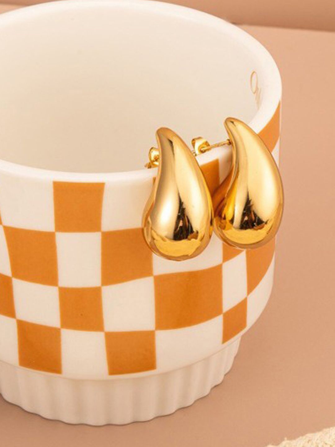 

Xivir Gold-Plated Stainless Steel Teardrop Shaped Drop Earrings