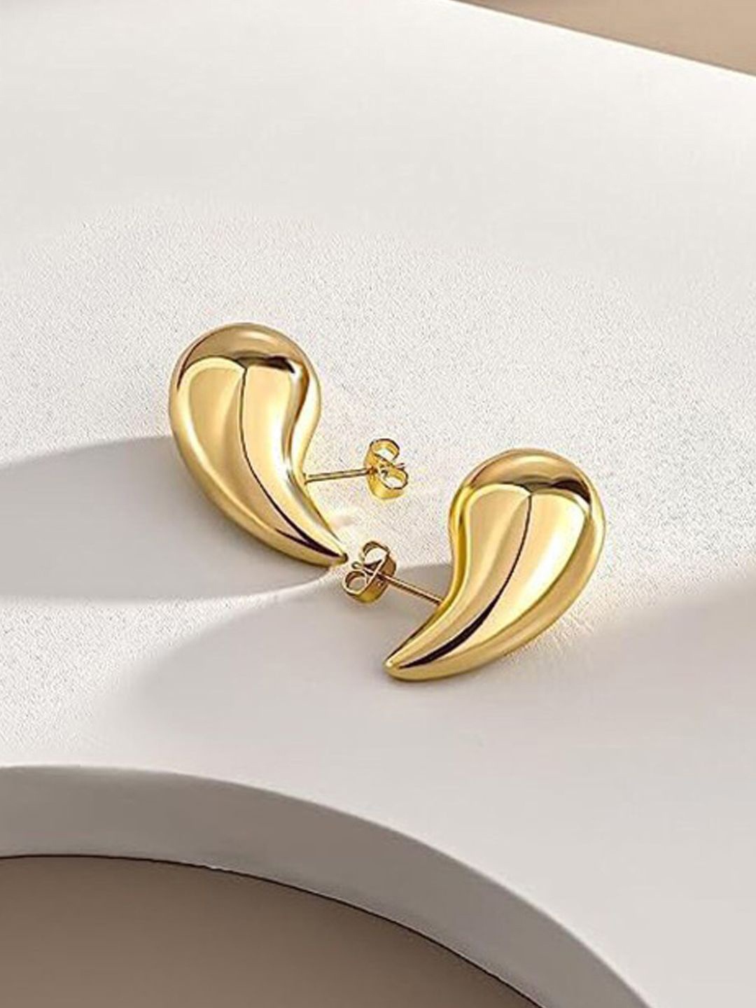

Xivir Gold-Plated Paisley Shaped Drop Earrings