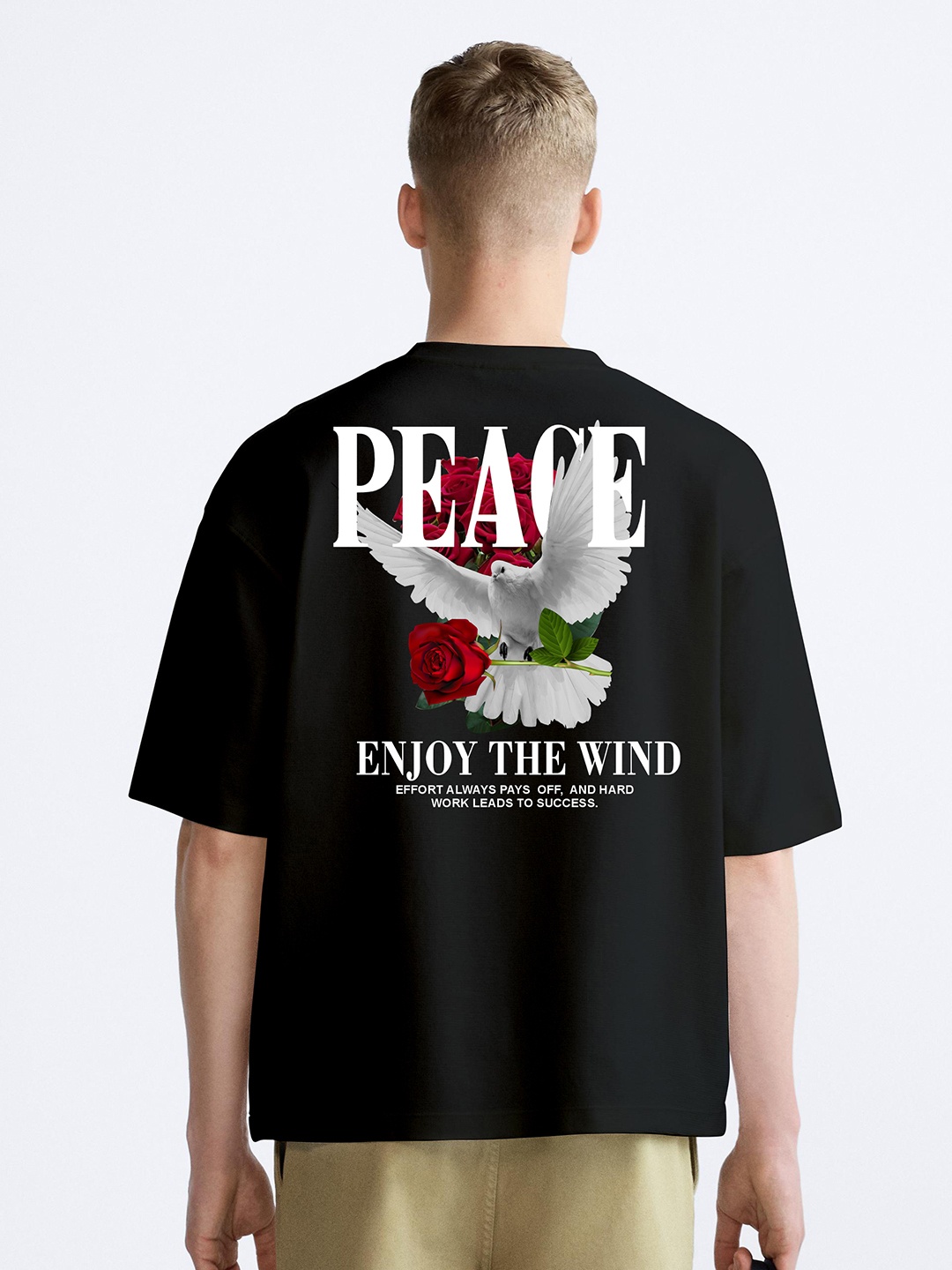 

BAESD Men Typography Printed Applique T-shirt, Black