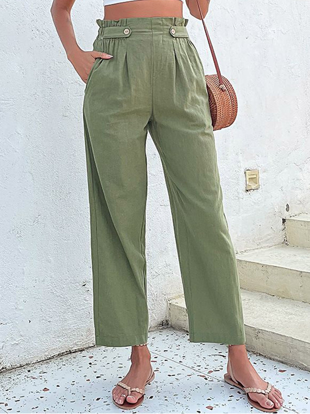 

StyleCast Women Mid-Rise Regular Trousers, Green