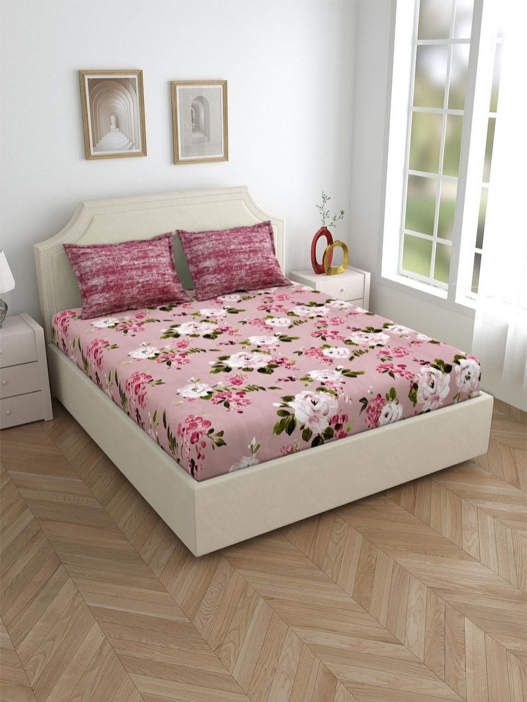 

Salona Bichona Pink Printed 120 TC Pure Cotton Super King Bedsheet With 2 Pillow Covers