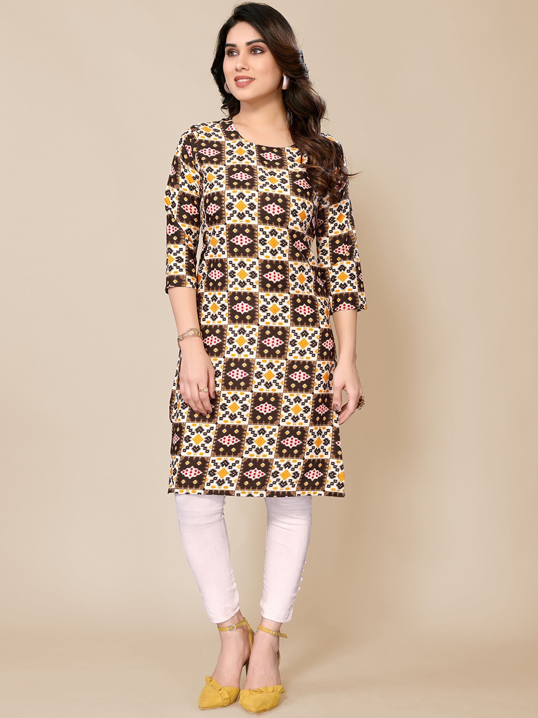 

Jimmy Paris Ethnic Motifs Printed Round Neck Three-Quarter Sleeves Kurta, Brown