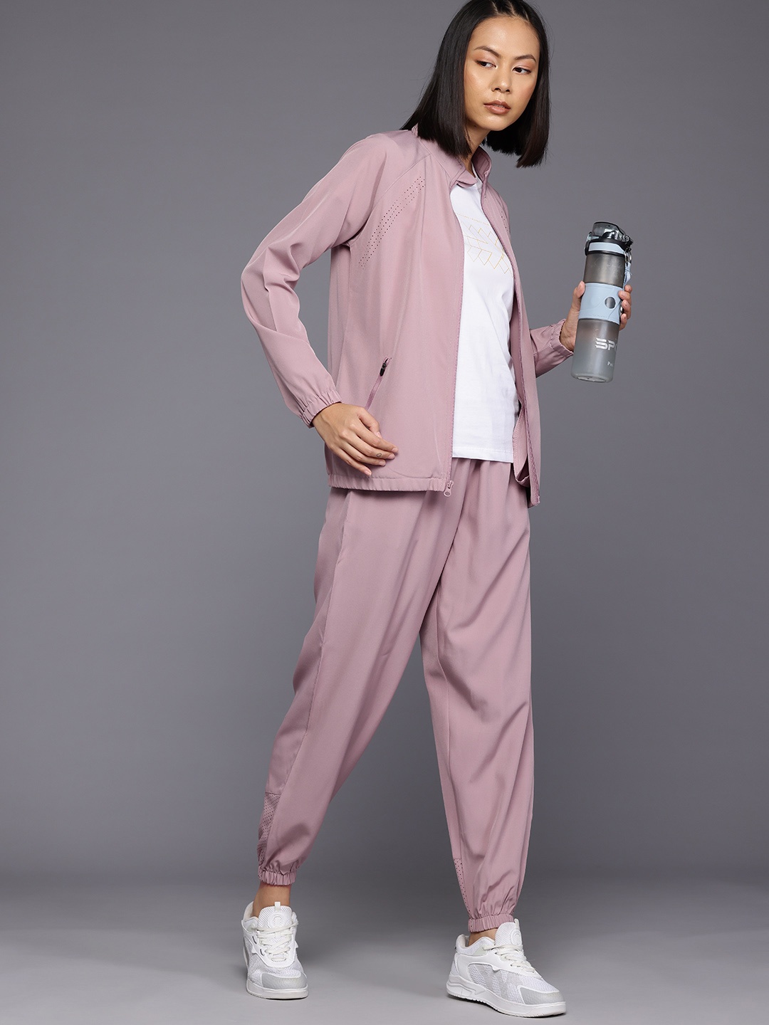 

HRX by Hrithik Roshan Running Tracksuit With Reflective Detail, Mauve