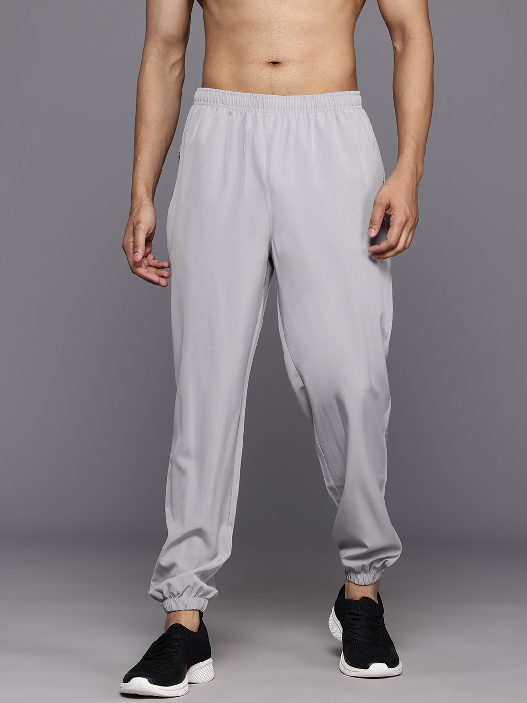 

HRX by Hrithik Roshan Men Rapid-Dry Training Joggers, Grey
