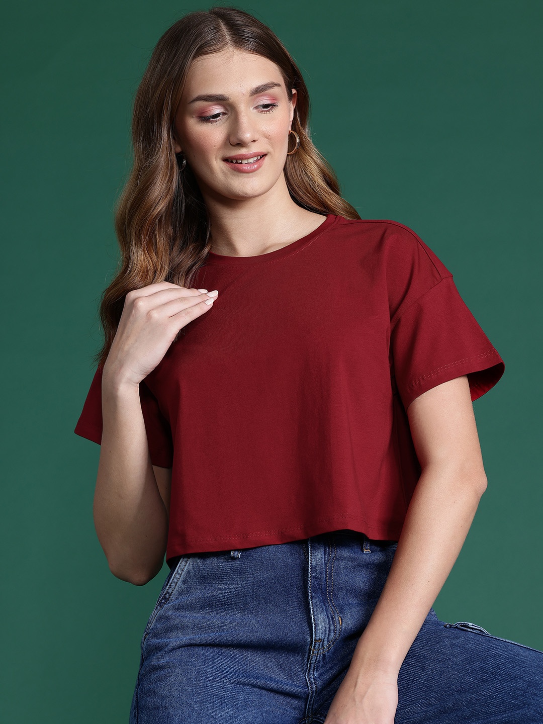 

DressBerry Drop-Shoulder Sleeves Cropped Boxy T-shirt, Maroon
