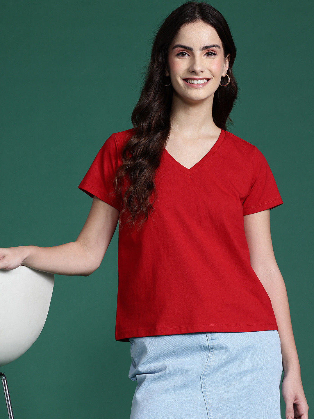 

DressBerry V-Neck T-shirt, Red