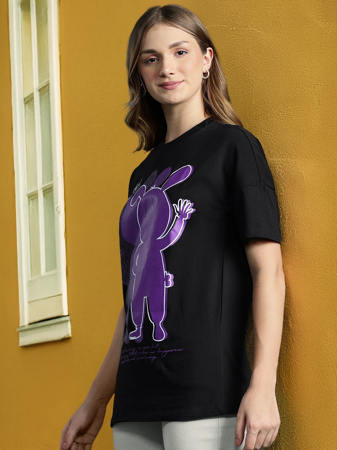 

DressBerry Printed Drop-Shoulder Pure Cotton T-shirt, Black