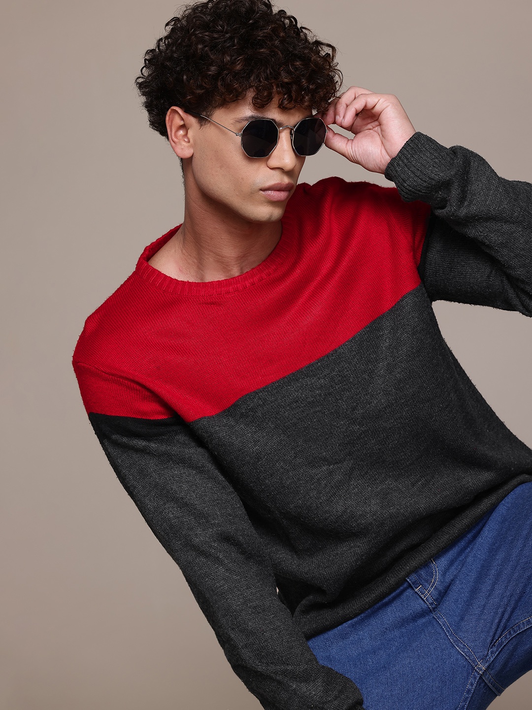 

The Roadster Lifestyle Co. Acrylic Colourblocked Pullover, Red