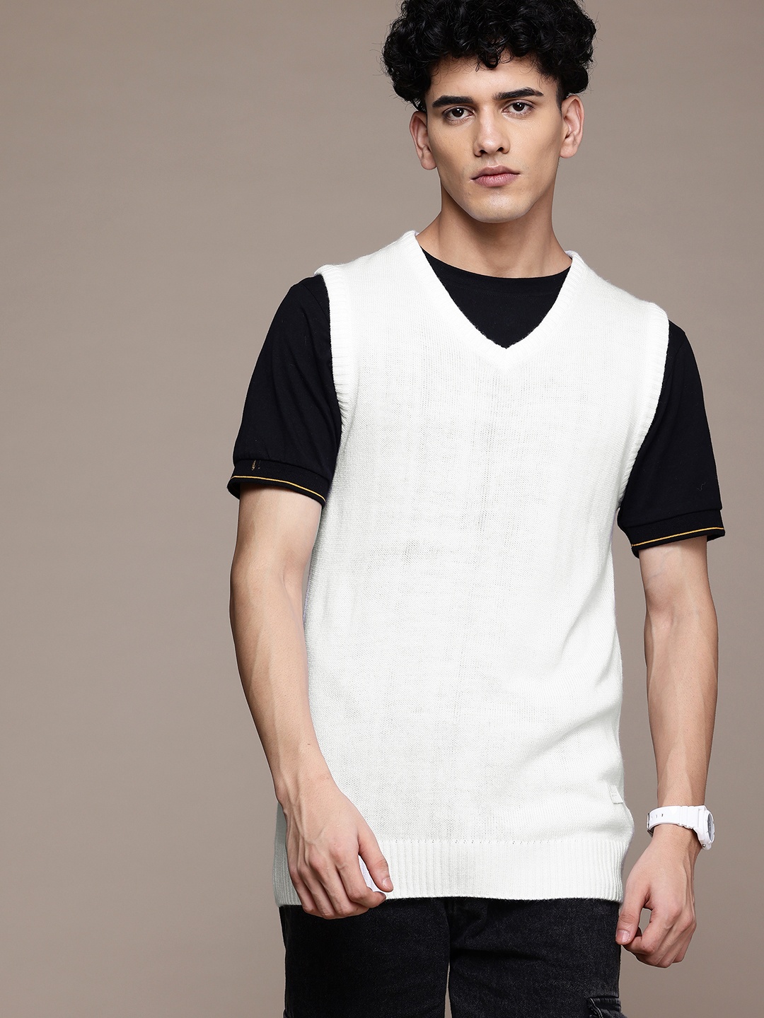 

The Roadster Lifestyle Co. Longline Pure Acrylic Sweater Vest, White