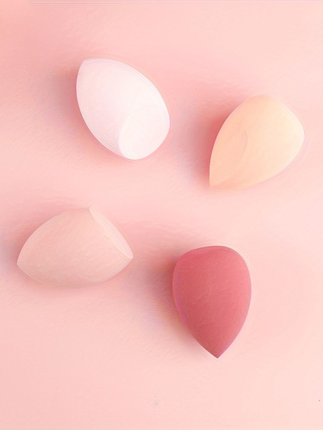 

CHRONEX Set of 4 Eco-Friendly Makeup Sponges With Storage Box, Assorted