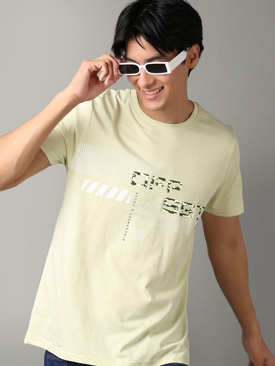 

V-Mart Men Typography Printed Round Neck Cotton Slim Fit T-shirt, Green