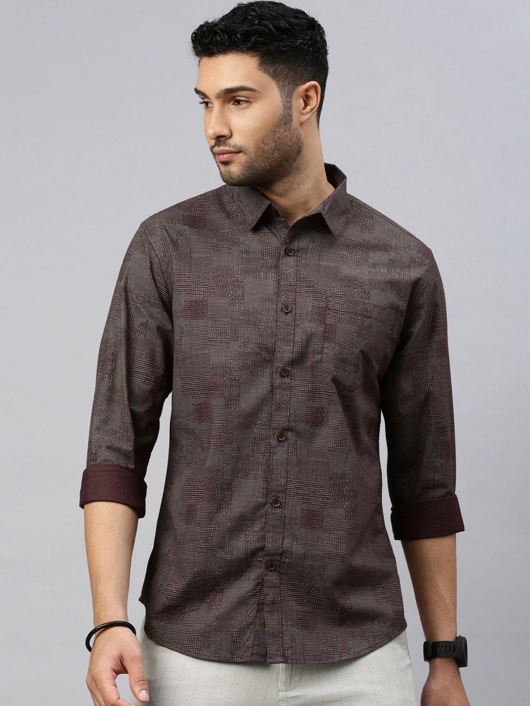 

British Club Men Standard Slim Fit Opaque Printed Casual Shirt, Brown