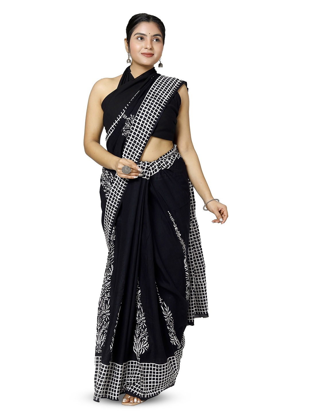 

JAIPURI PRINT Floral Cotton Block Print Saree, Black