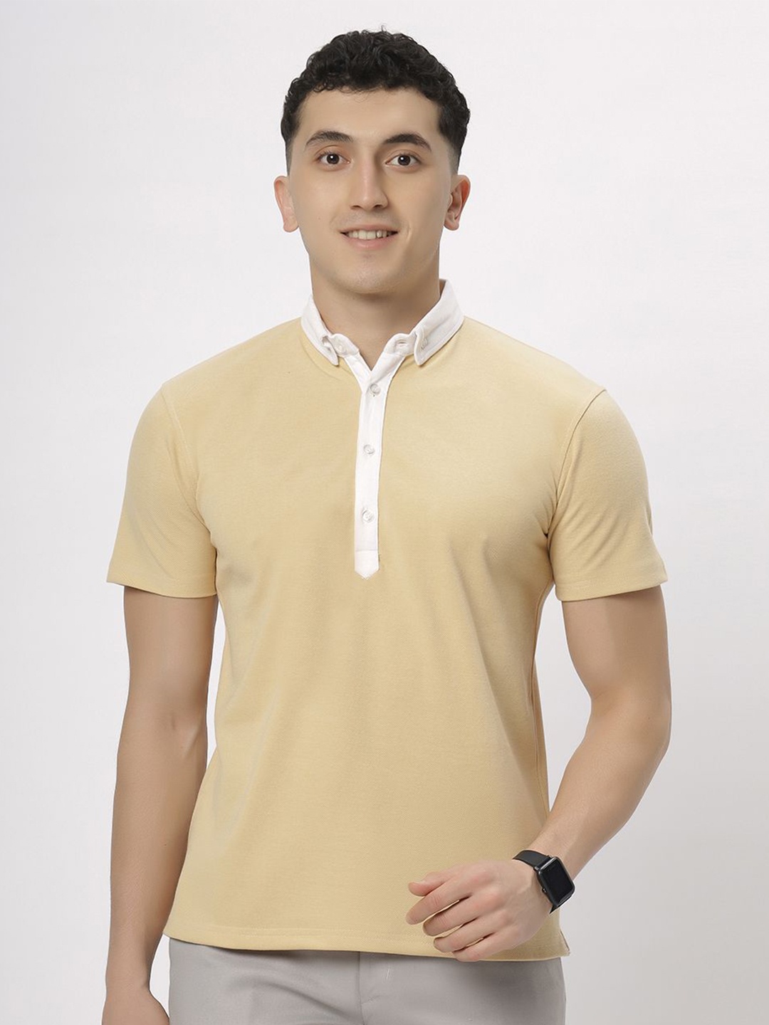 

N AND J Men Solid Polo Collar T-shirt, Beige