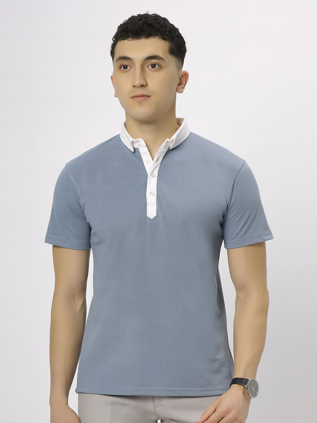 

N AND J Men Solid Polo Collar T-shirt, Blue